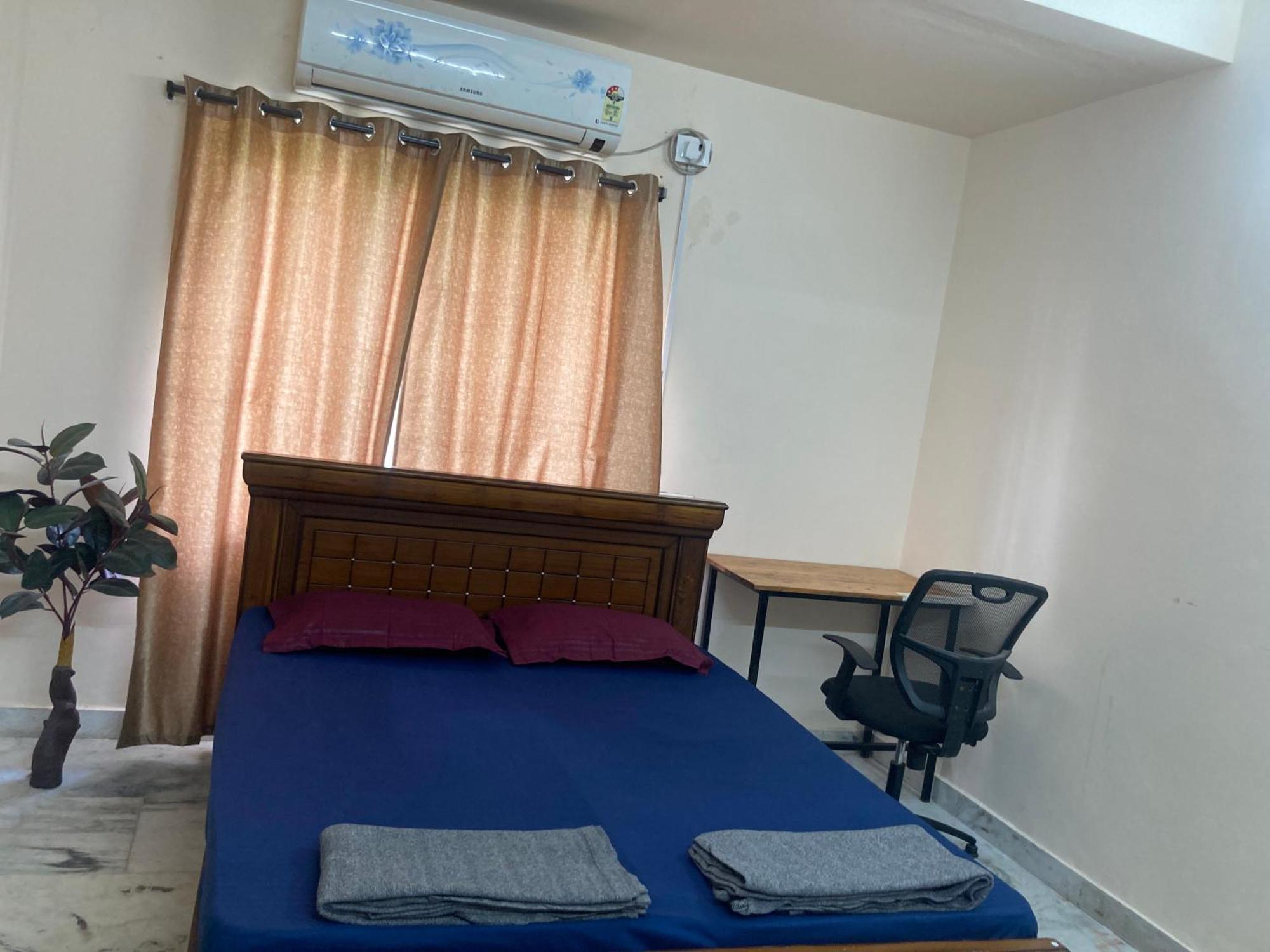 Elysium Inn Hyderabad Bagian luar foto
