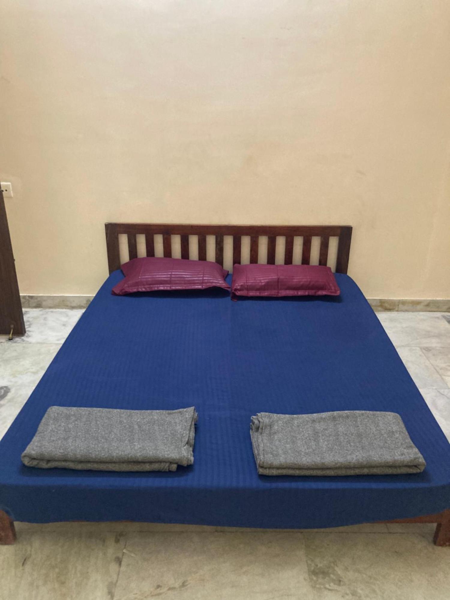 Elysium Inn Hyderabad Bagian luar foto