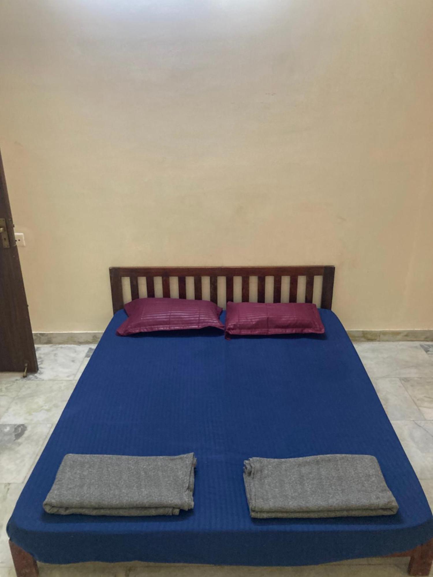 Elysium Inn Hyderabad Bagian luar foto