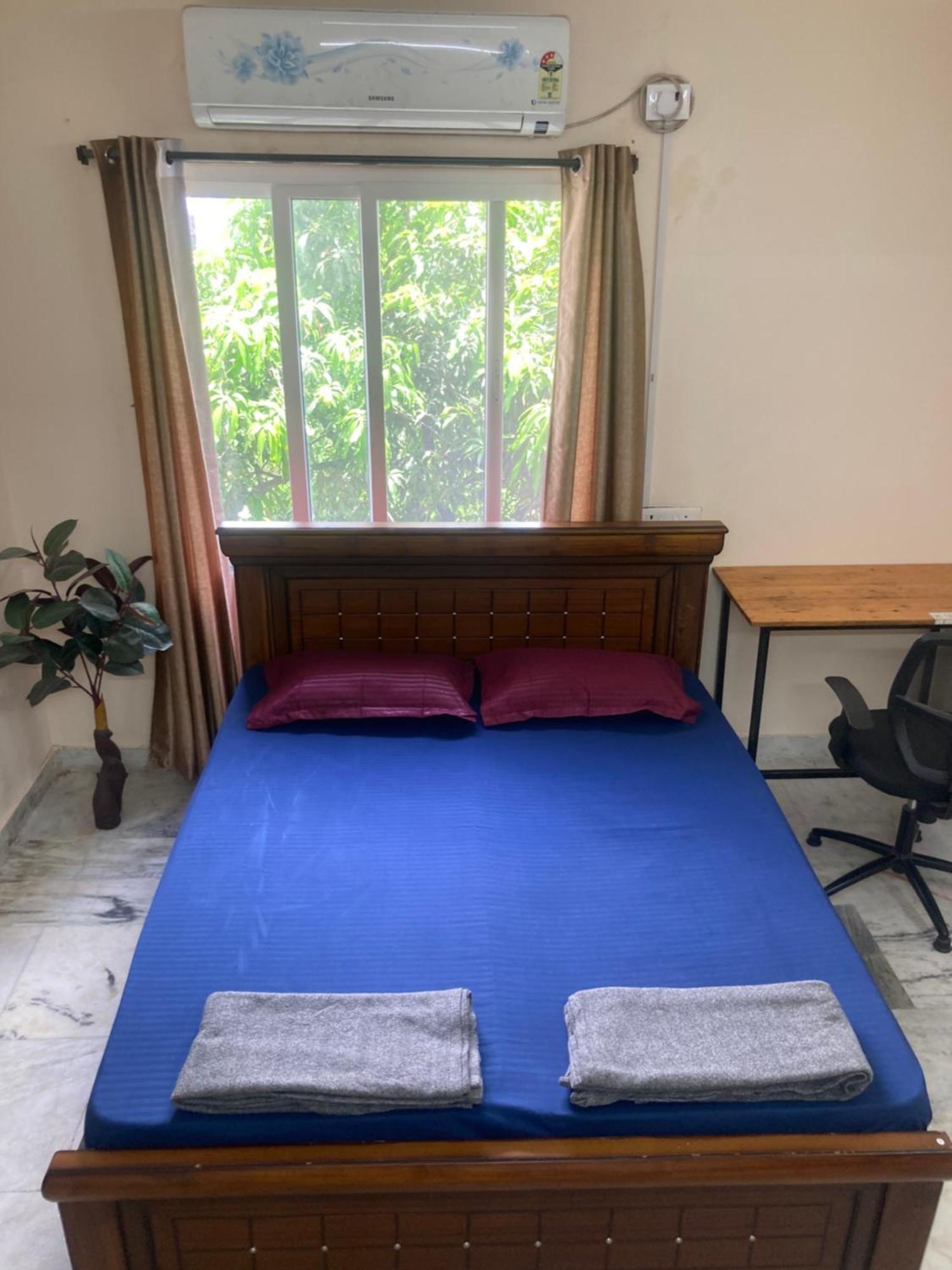 Elysium Inn Hyderabad Bagian luar foto