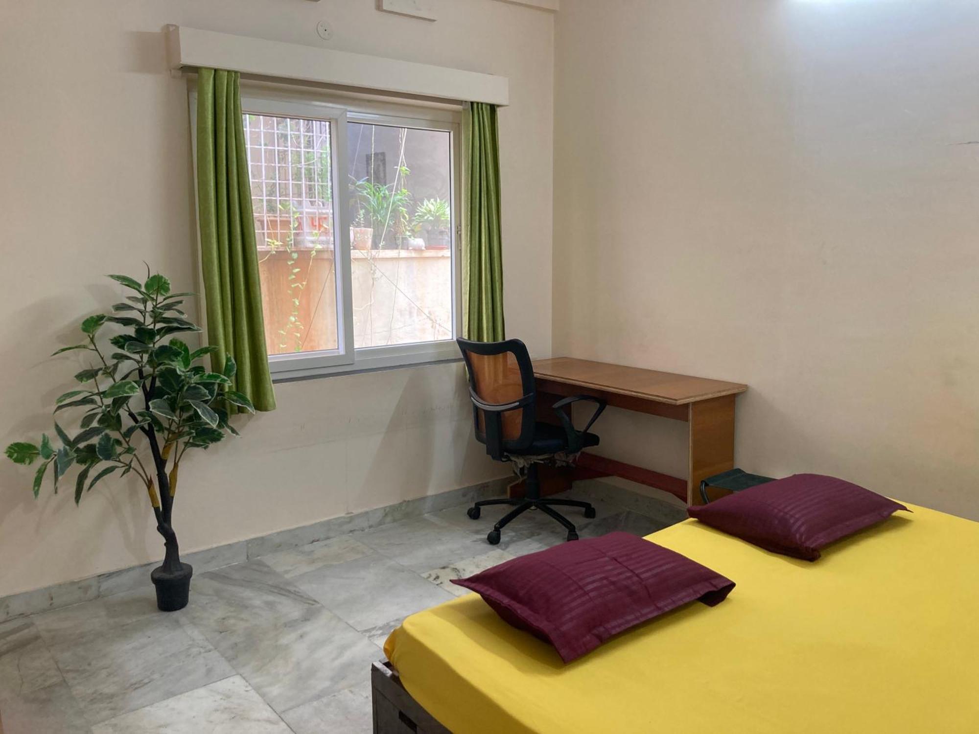 Elysium Inn Hyderabad Bagian luar foto